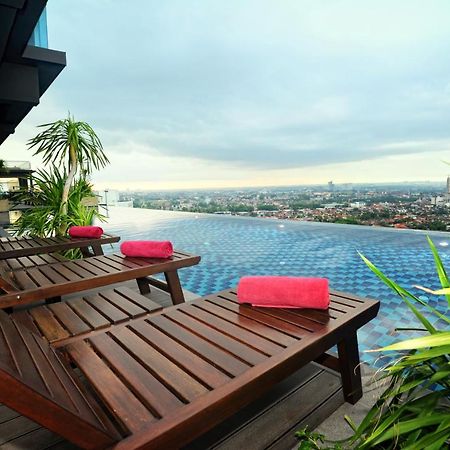 Holiday Villa Johor Bahru City Centre Bagian luar foto