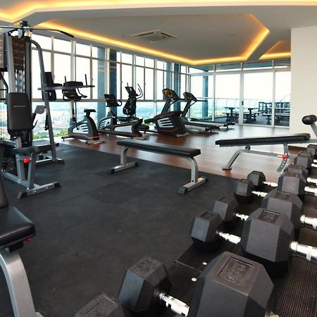 Holiday Villa Johor Bahru City Centre Bagian luar foto
