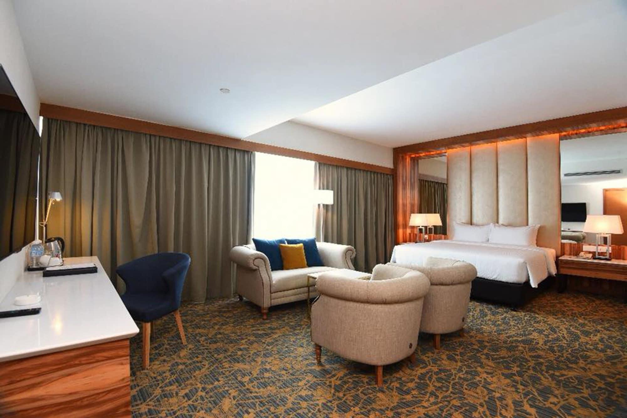 Holiday Villa Johor Bahru City Centre Bagian luar foto
