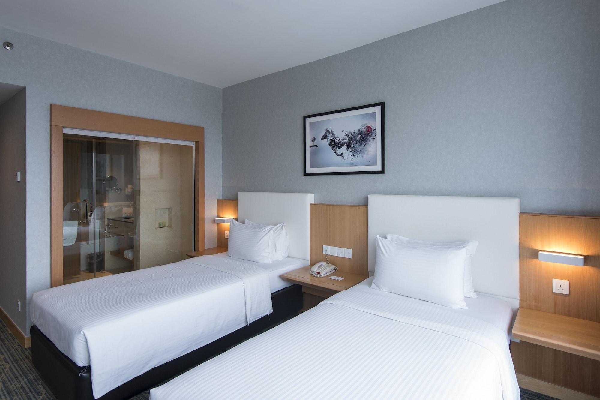 Holiday Villa Johor Bahru City Centre Bagian luar foto