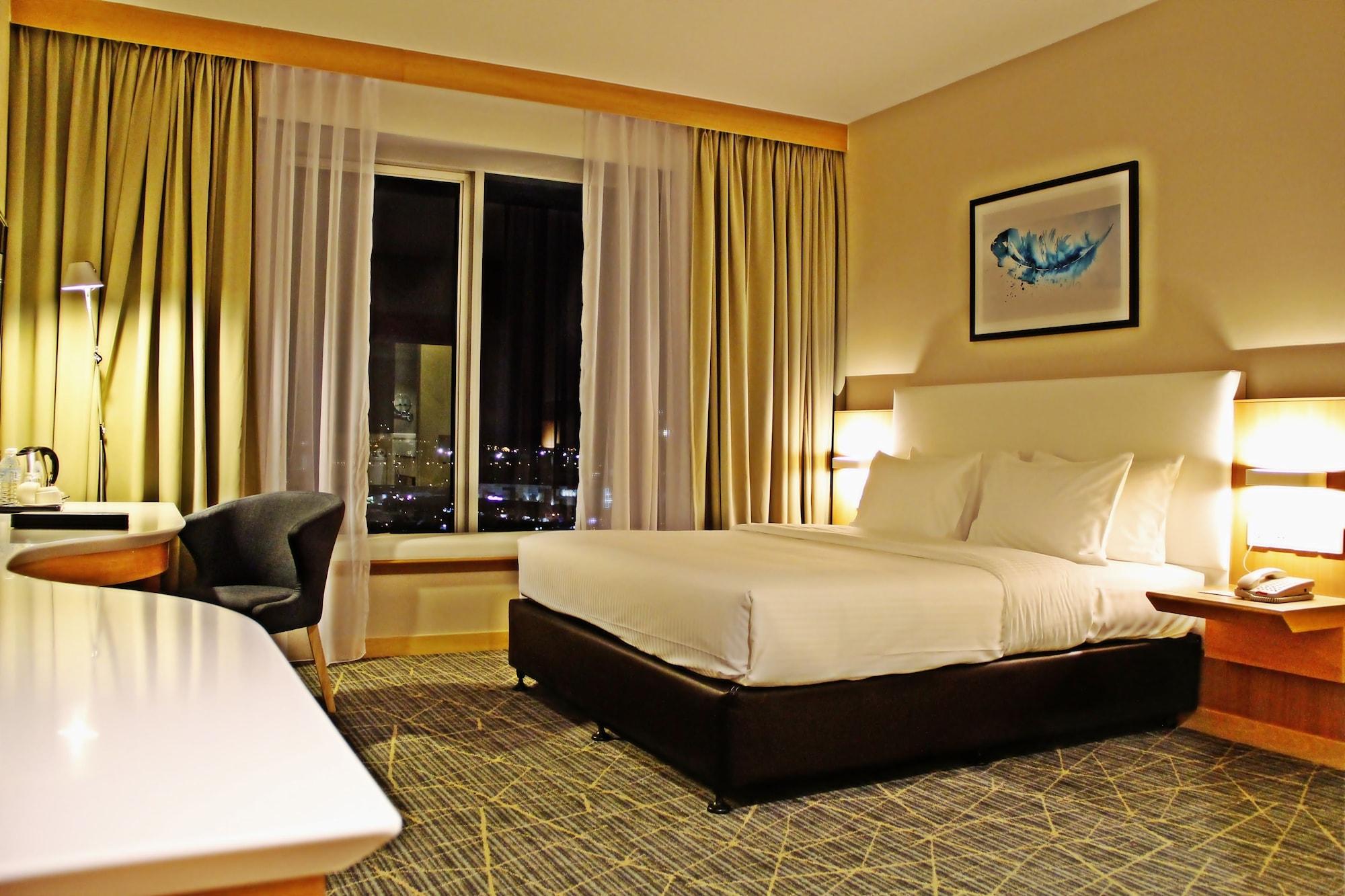 Holiday Villa Johor Bahru City Centre Bagian luar foto